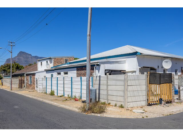 <!--[if BLOCK]><![endif]--> 11  Alwin Street, Brooklyn, Milnerton <!--[if ENDBLOCK]><![endif]-->